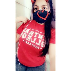 Meet your Posher, Yaneth